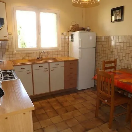 House Maison De Vacances Avec Piscine Quartier Calme Villa